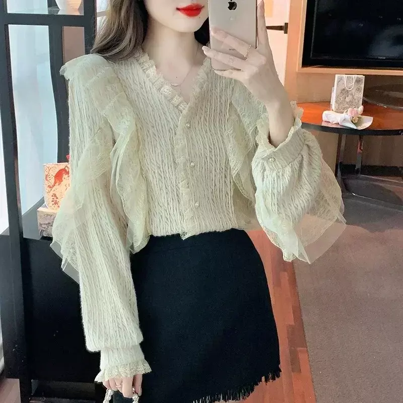 Elegante camisa feminina com renda com gola em v, manga comprida, blusa casual oca, roupas estilo coreano, tops, 29520, 2023, outono