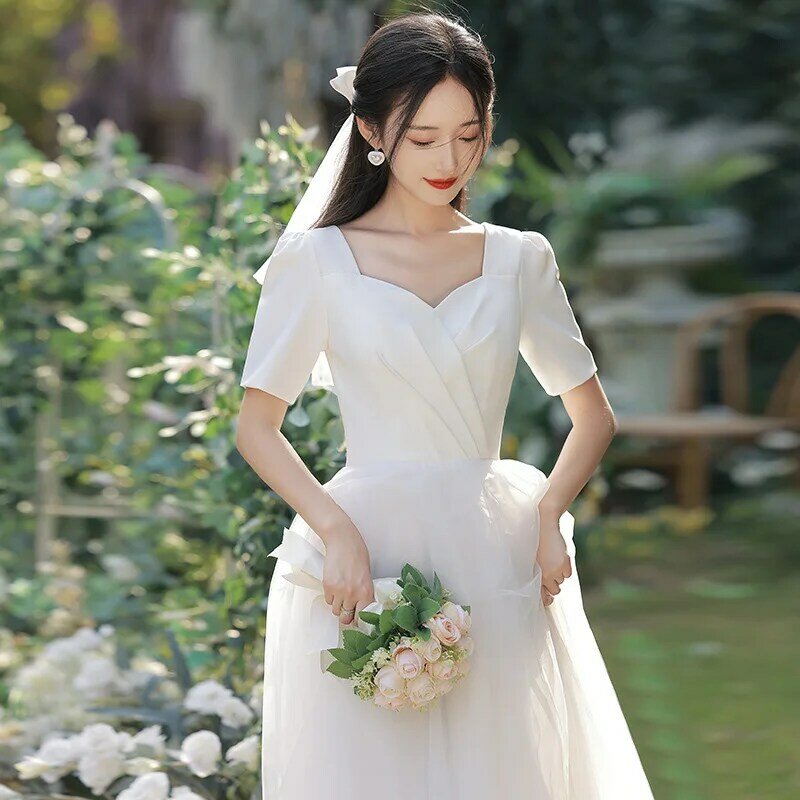 Nuovo semplice dolce abito da sposa coreano confortevole abiti da sposa spose in raso manica corta abiti da sposa con cerniera per donna
