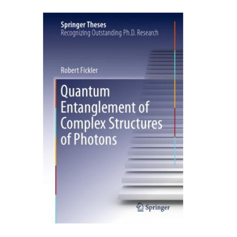 Entanglement quantico di strutture complesse fotoni