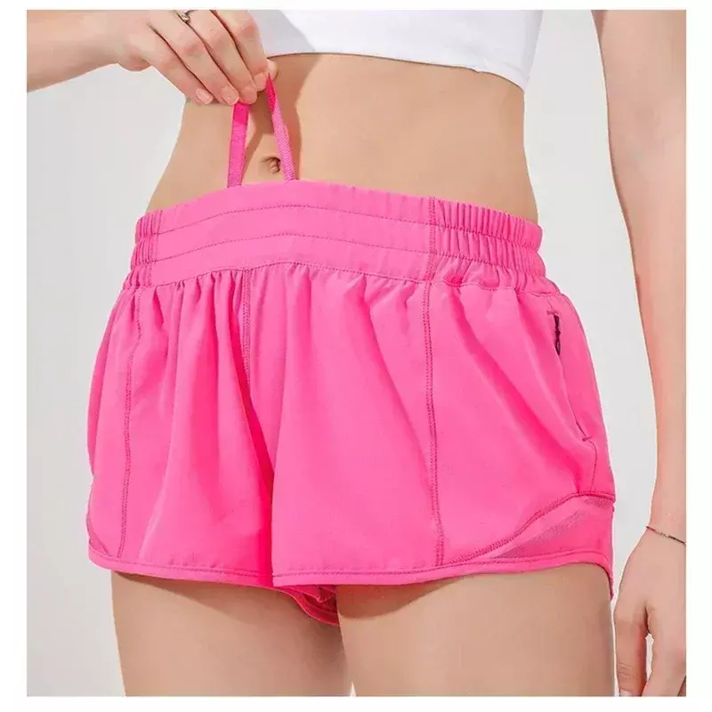 Hotty Hot Low-Rise foderato corto leggero Mesh Running Yoga pantaloncini con fodera integrata con tasca con cerniera e dettagli riflettenti