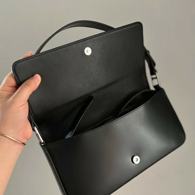 2023 New P Home HOBO Underarm Bag Fashion Versatile Small Square Bag One Shoulder Handheld Stick Bag