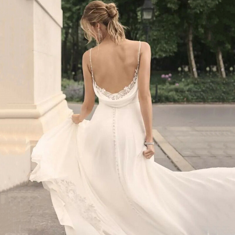 LoveDress V-Neck Wedding Dresses Spaghetti Straps Sleeveless Sexy A-Line Bride Gown Backless Button Zipper Train Robe De Mariée