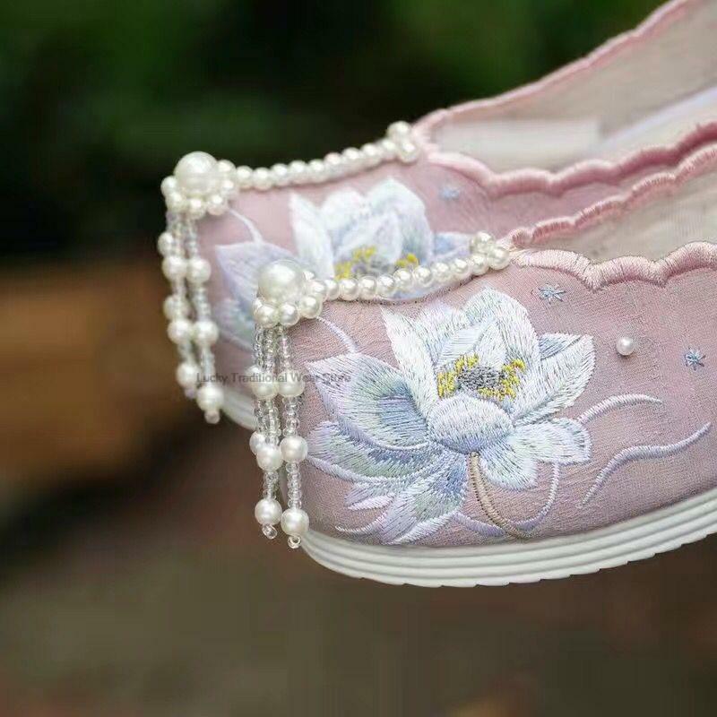 Hanfu sepatu Cosplay gaya Oriental sepatu wanita bunga kuno tari wanita Qipao baju tangan Hanfu sepatu bordir P1