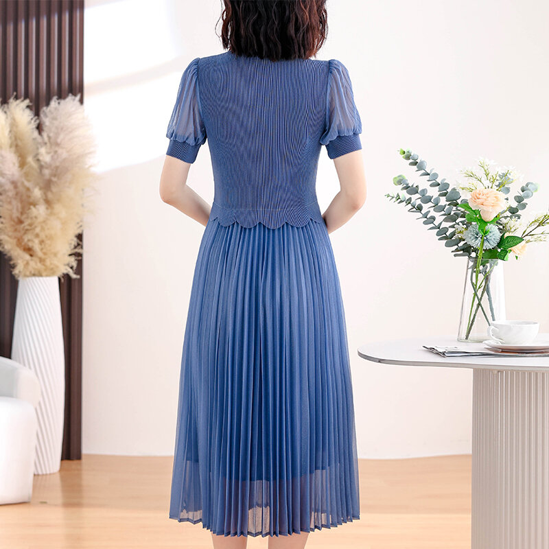 Женское Плиссированное Платье с V-образным вырезом, весеннее эластичное платье с крупным V-образным вырезом и бусинами, 2024