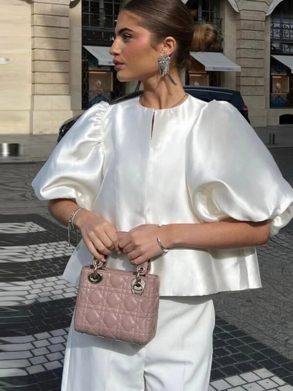 Statin kemeja Ruffle elegan wanita, atasan fesyen longgar lengan pendek lentera putih leher O Musim Panas 2024