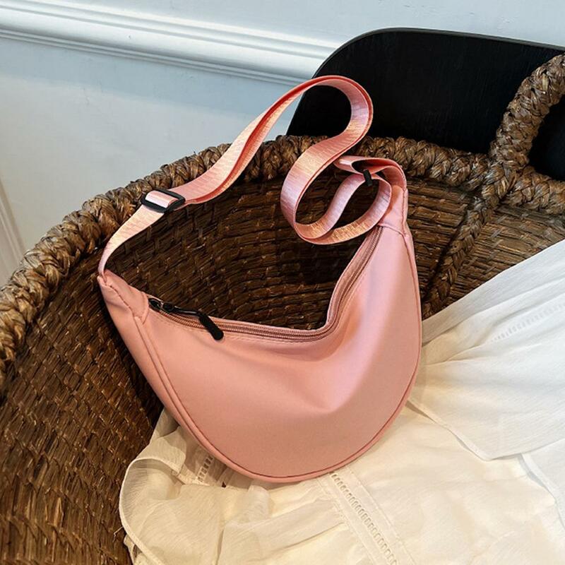 Nylon Messenger Bag Women's New Fashion Dumpling Bag Lightweight Small Shoulder Bag Armpit Bag Simple Shoulder Canvas Bag