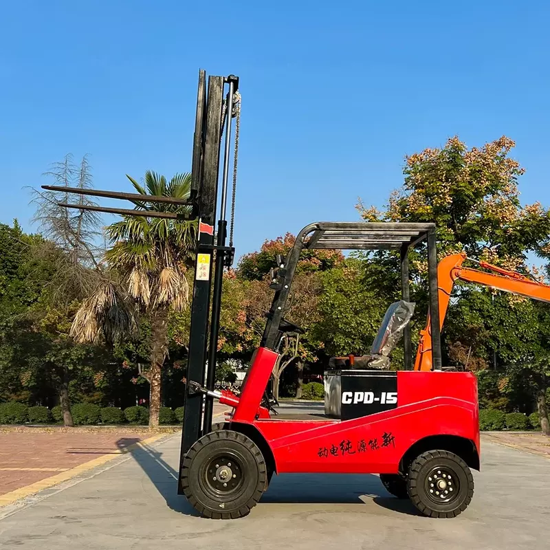 Closed Cab Full Free Mast Forklift 2.5ton 3 Ton Small Electric Forklift