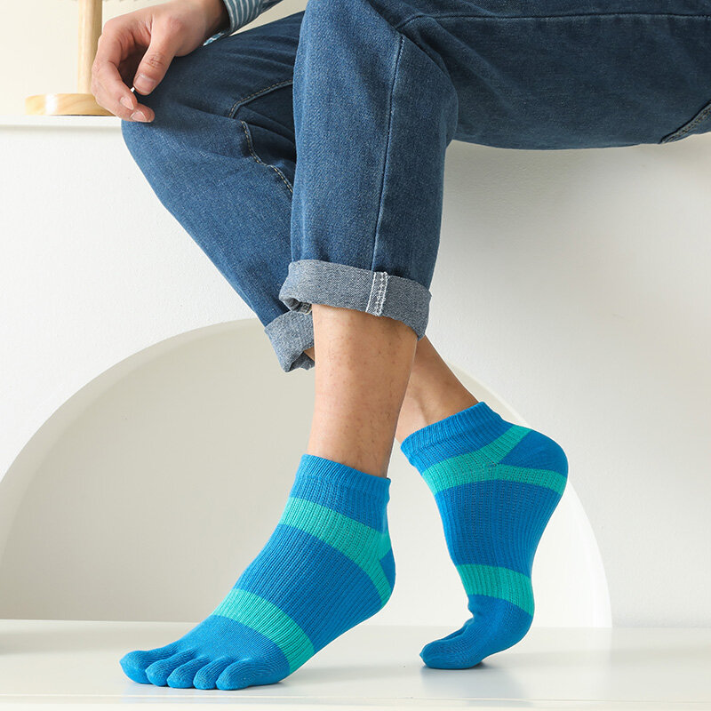 1/5 paia di calzini sportivi da uomo a compressione a righe di colore brillante deodorante che assorbe il sudore bocca superficiale 5 calzini da barca con dita dei piedi