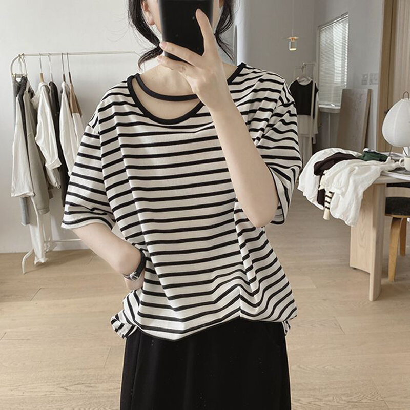 Fashion O-Neck Hollow Out Striped Blouses Female Clothing 2024 Summer New Loose Short Sleeve All-match Tops Casual Shirts