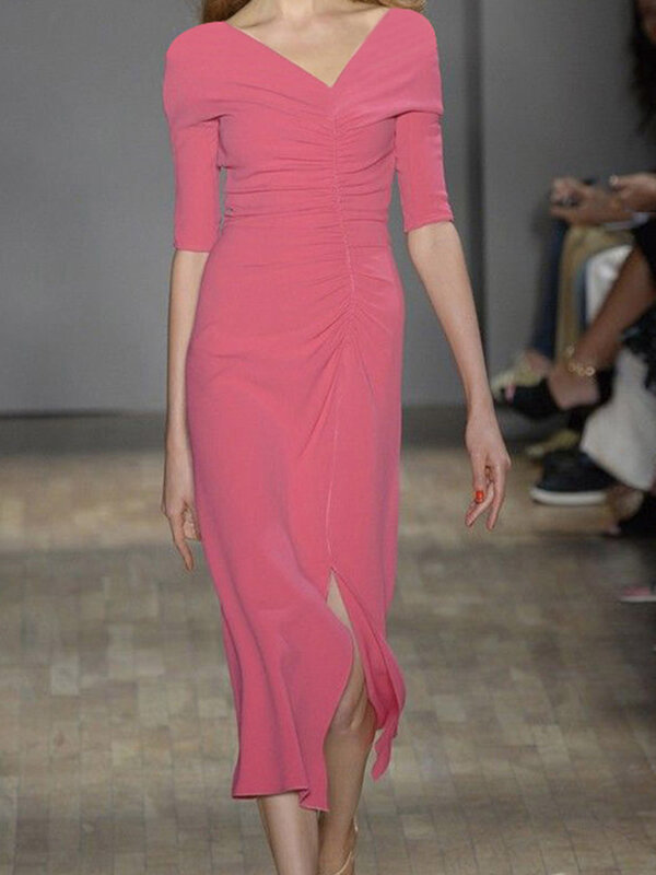 صيف 2023 جديد مزاجه المشاهير الوردي فستان متوسط الطول الخامس الرقبة فستان سبليت