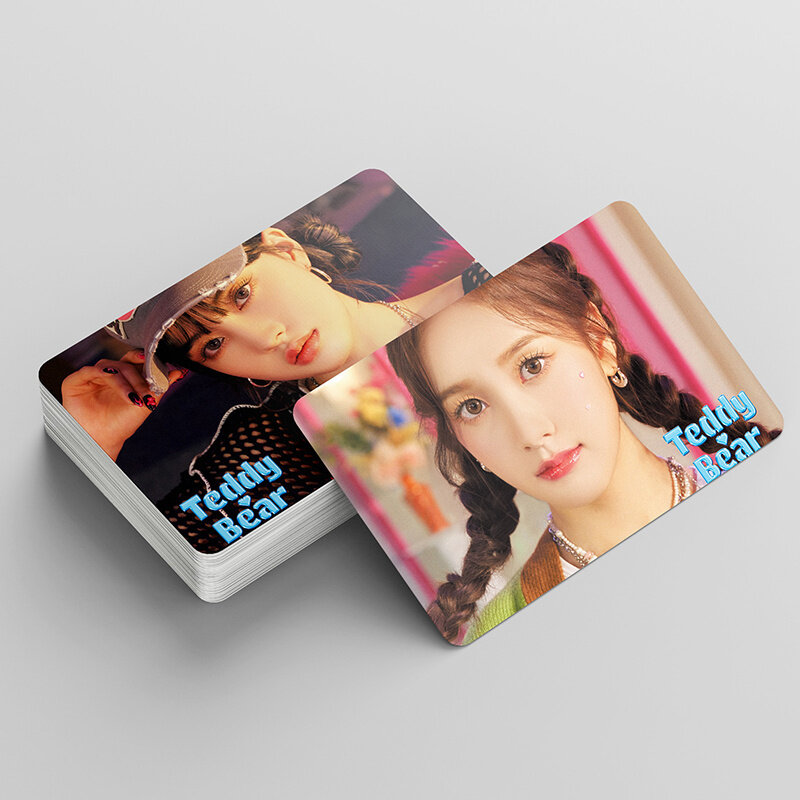 50 kartu/Set kartu Laser Album baru Stayc kartu Lomo anak perempuan kartu foto cetak Grup kartu foto indah kipas foto hadiah anak perempuan kartu kecil Kpop