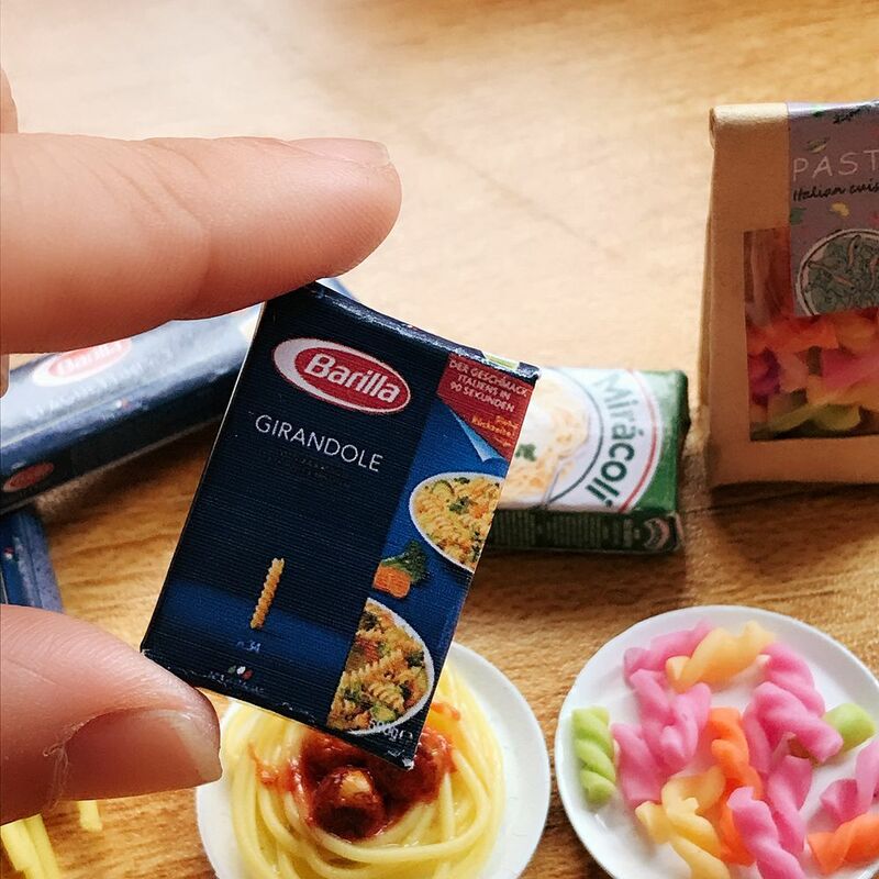 Minibolsa de Pasta en miniatura para casa de muñecas, accesorios de juguete para cocina, fideos finos, escala 1/6, 1 bolsa, novedad