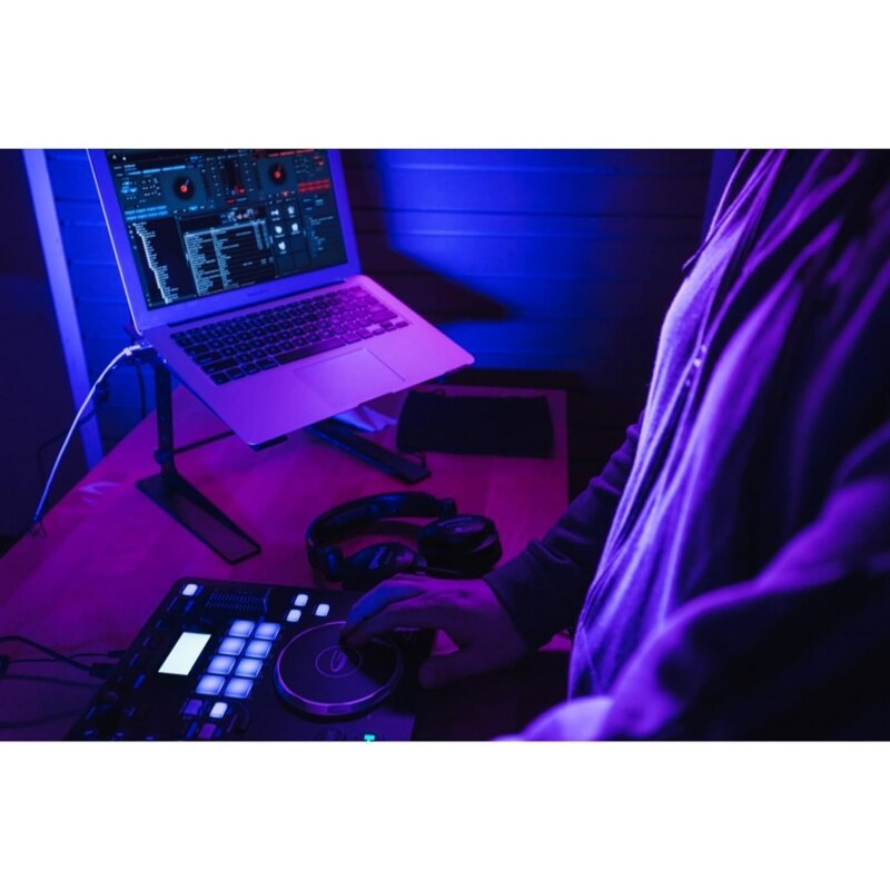 Gemini-GMX وحدة تحكم DJ متعددة الاستخدامات ومشغل وسائط ، نظام USB MIDI مدمج ، VirtualDJ LE ، مثالية لأجهزة DJs المحمولة والحية