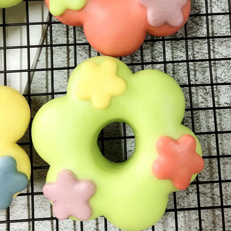 Kreative DIY Donut Schimmel Blume Herzform Desserts Brot Backwerk zeug Press form bequeme Küche Back zubehör