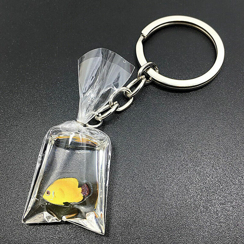 Simulação Goldfish Auto Car Keyring, saco de água transparente, resina encantos, pingente para chaveiro, DIY carro ornamentos, 2023
