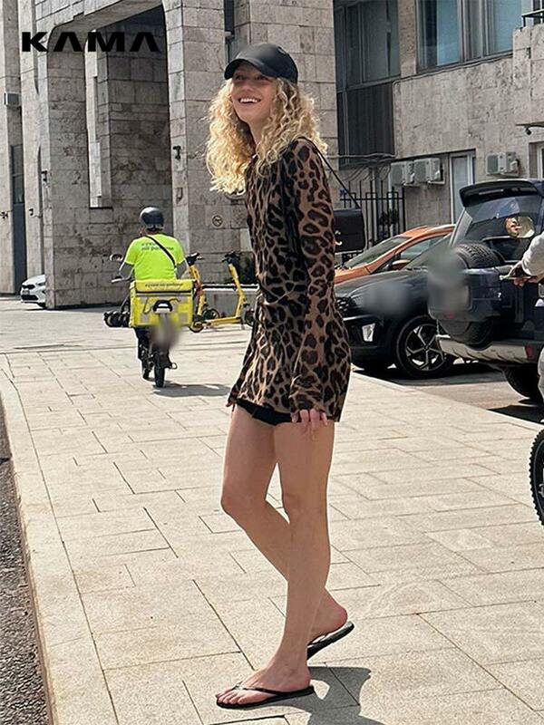 Mini abito Sexy con stampa leopardata per donna semplice girocollo maniche lunghe abiti Slim 2024 moda femminile High Streetwear