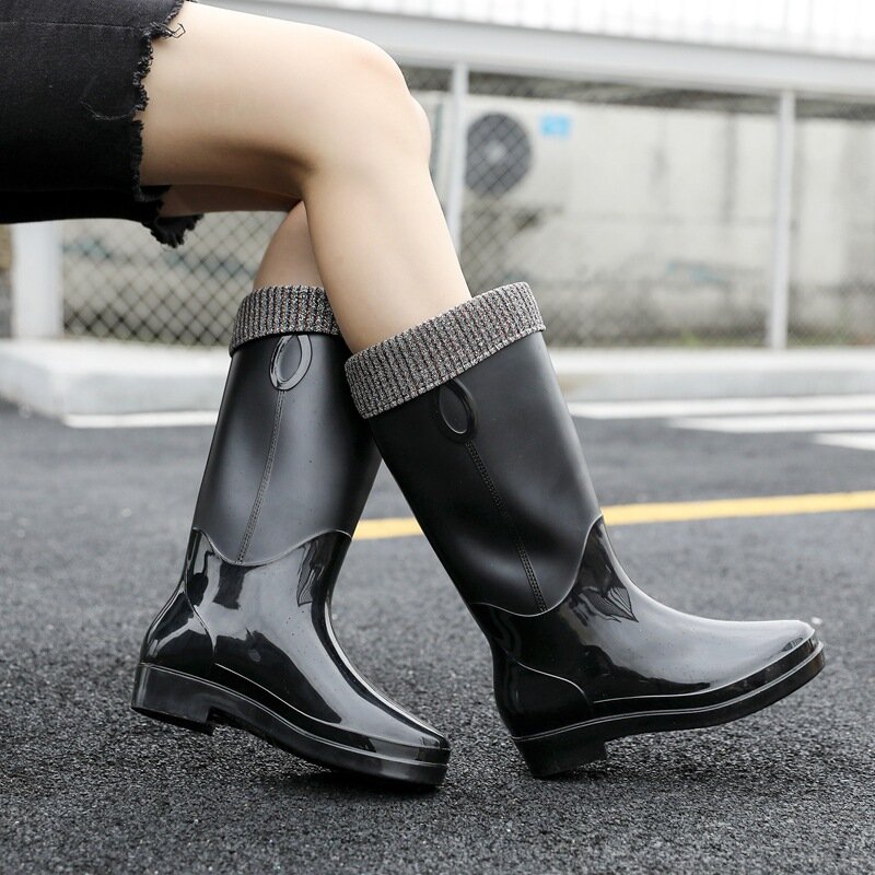 Sepatu Bot Hujan Pertengahan Betis Platform Fashion Baru Sepatu Bot Air Hangat Wanita Sepatu PVC Tahan Air Antiselip Bawah Jelly Wanita
