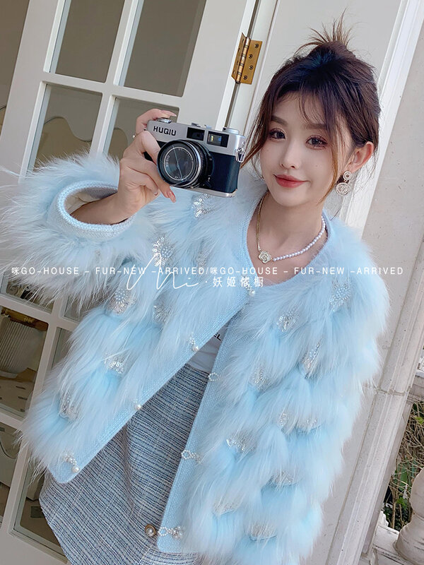 Korean Style Sweet Cute Fairy round Neck Long Sleeve Women's Coat 2023 Winter Heavy Industry Pearl Rhinestone Slim Fit Fur Coat