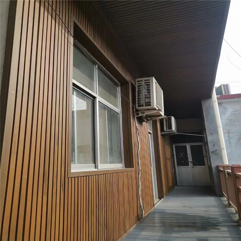 木材またはプラスチックの屋外用の3D防水壁パネル