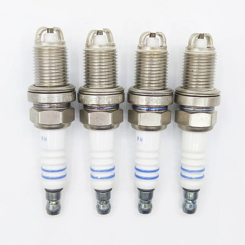 4pcs 0241235751 F7LDCR High Quality Spark Plugs For E30 E31 E34 E36 E39 318i 320i M43 M50 M52 M52 Z3 12129064619