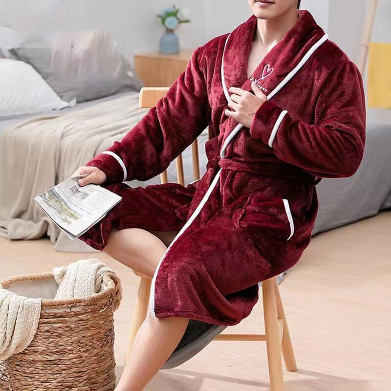 Después del baño elegante camisón de invierno a prueba de frío Color de contraste camisón suave para dormitorio