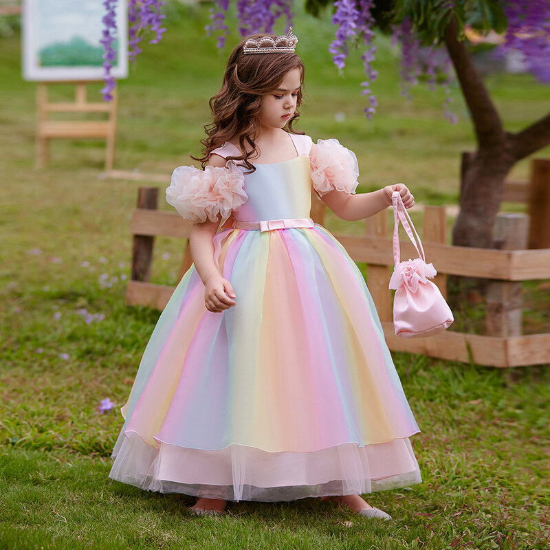 Vestito da principessa con neve arcobaleno dolce sfumato colorato con spalle scoperte delle nuove ragazze
