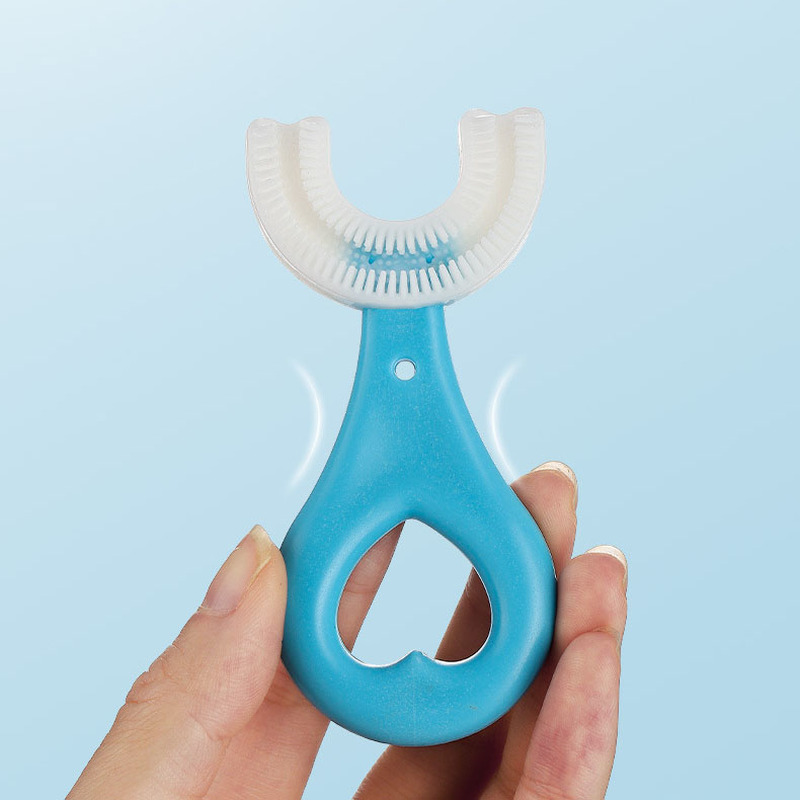 360 Degrees Teeth Health Care Brush for Baby Children Cute Creative Cartoon Heart Smile U Shape Manual Soft Silicone Toothbrush