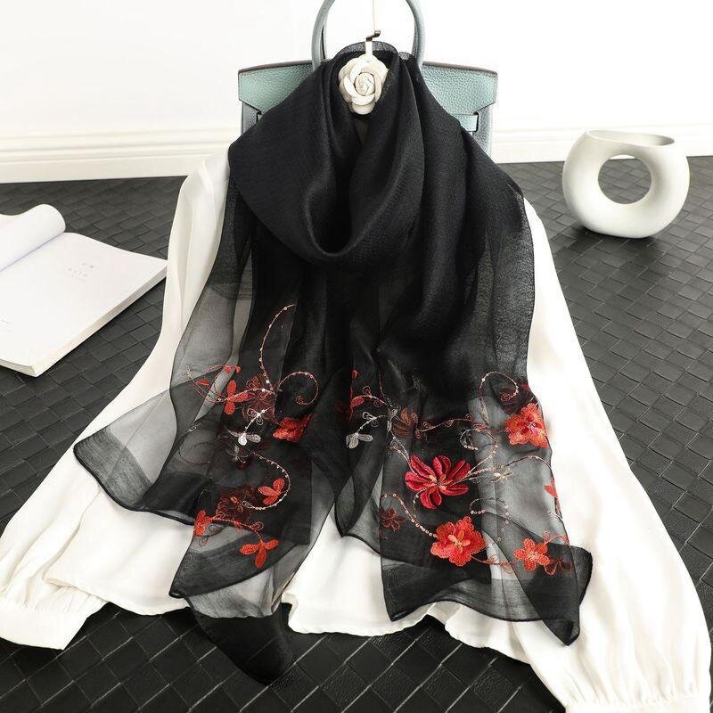 Sciarpa di seta donna primavera e autunno Versatile moda sottile sciarpa di seta di gelso sciarpa ricamata scialle Cheongsam