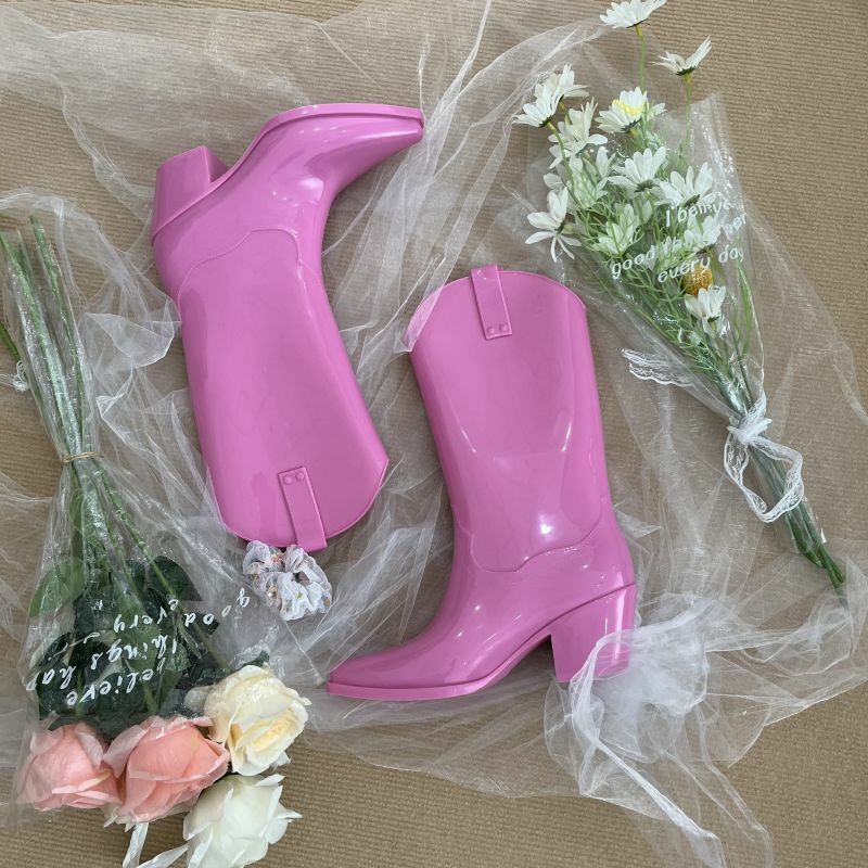 Sepatu bot karet untuk wanita, sepatu hujan hak sedang Chunky warna Pink Musim Semi 2024