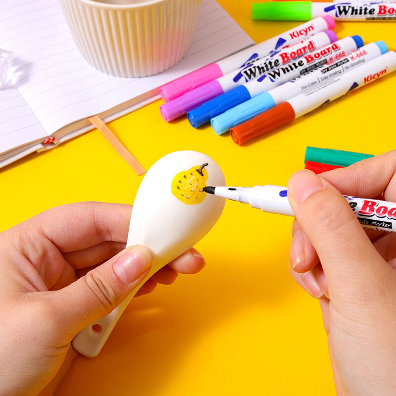 8/12 Colors Magical Water Painting Pen Water Drawing Floating Doodle Whiteboard Markers Kids Toys Early Education Magic spoon C1