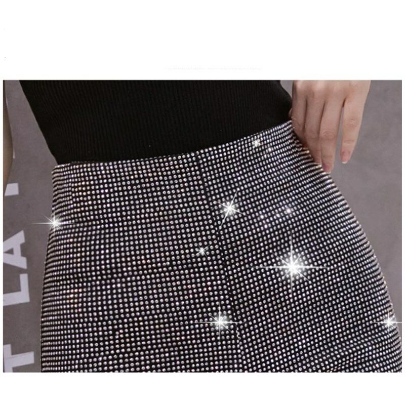 Pantaloncini elastici neri a vita alta donna Streetwear Summer New Full Diamonds Shiny Casual Fashion Slim Female Bag Hip Hot Pants
