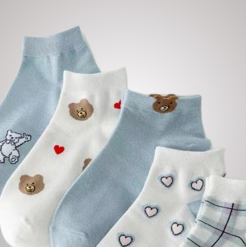 Meias casuais femininas de tubo baixo, padrão bonito de urso e coração, meias confortáveis padrão, novas, 5 pares, 2024