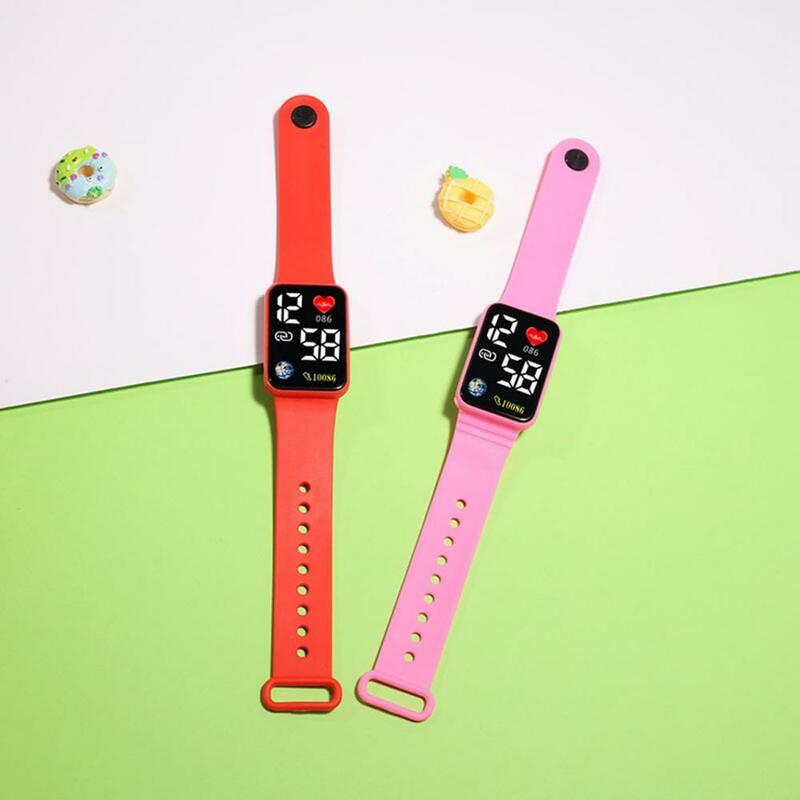 Jam tangan gelang silikon jam tangan baca dapat disesuaikan anak-anak siswa jam tangan elektronik Led dengan tali silikon lembut Dial bumi persegi