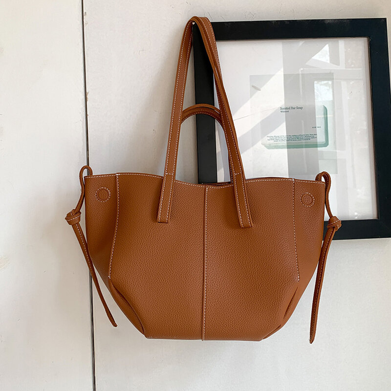 Soft Leather Shoulder Side Bag for Women Vintage Trend Designer Commuting BagSimple Solid Color High Capacity Tote Handbags