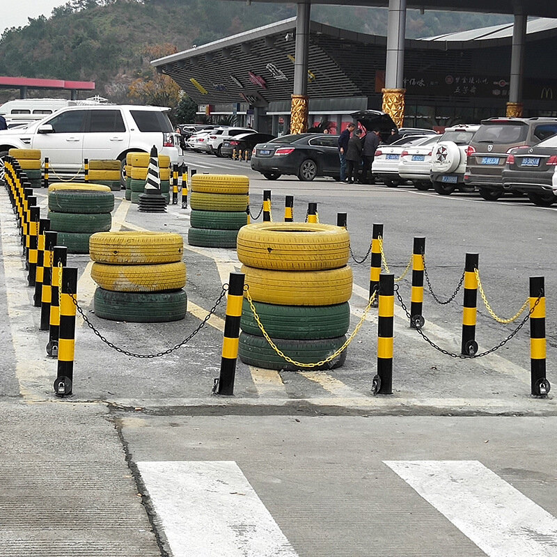 Abnehmbare Warn säulen säule mit beweglicher Barriere für Fußgänger und Fahrzeug umleitung
