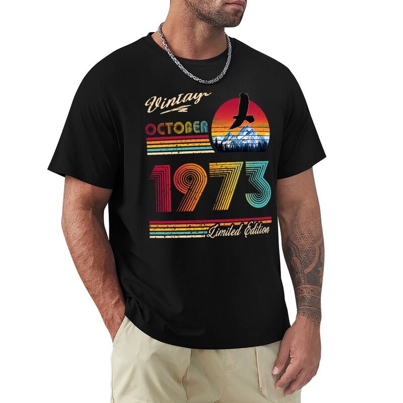 Kaus ulang tahun Oktober 1973, pakaian estetika Bea Cukai slim fit t shirt untuk pria