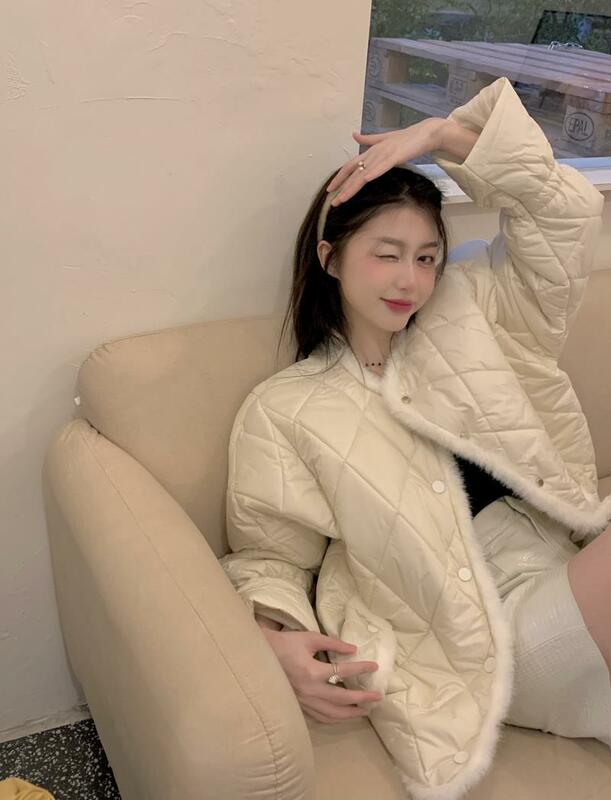 Korean Women Lingge Cotton Jacket Women'S Winter New Chic Lightweight Cotton Female High End Short Jacket