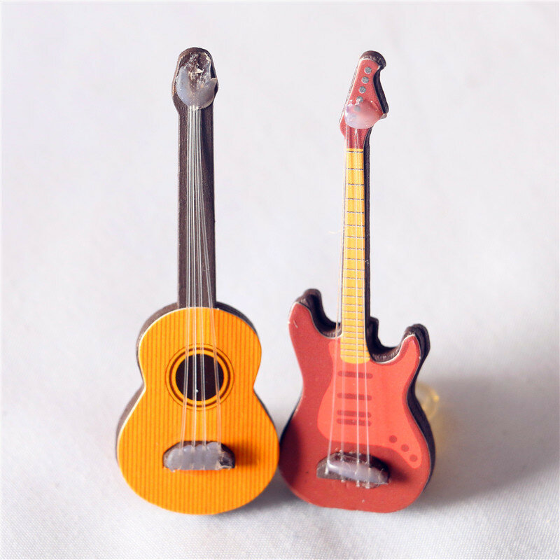 置物1:12ドールハウスミニチュアミニクラシックギターモデル,家の装飾用の楽器,ウッドクラフト,子供向けギフト