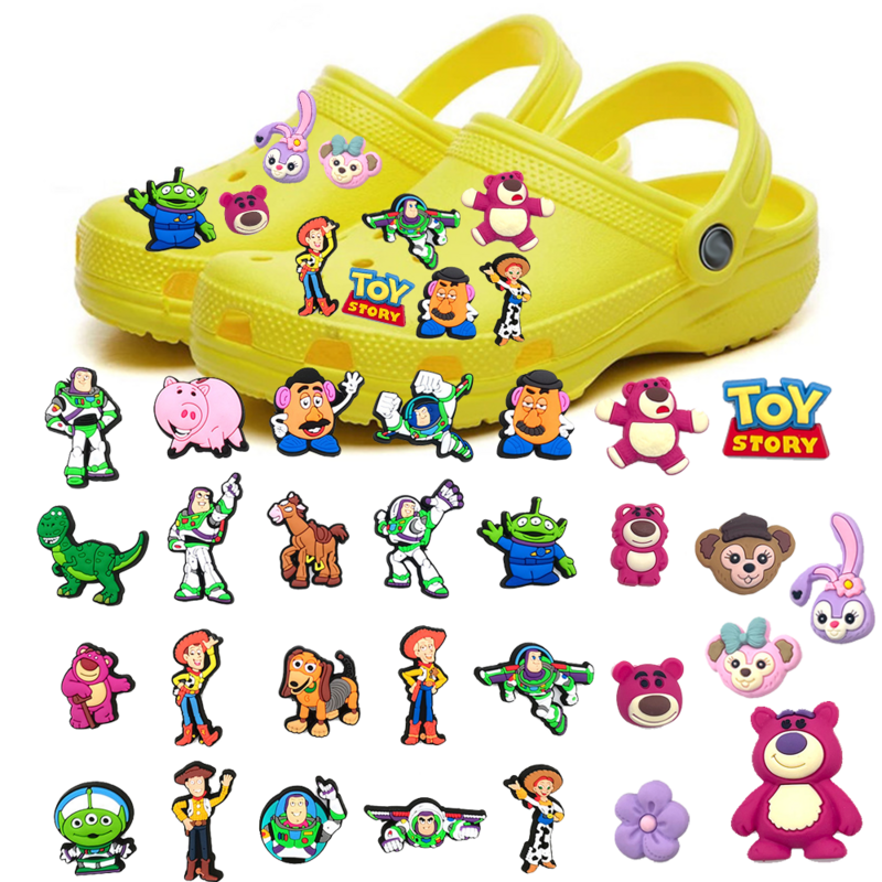 Disney 1 buah karakter kartun lucu mainan cerita beruang PVC jimat sepatu DIY sandal pin Aksesori menghias anak perempuan anak laki-laki hadiah pesta