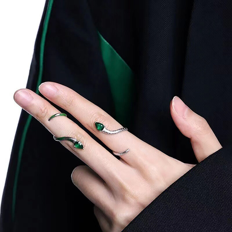 Cincin ular hijau indah wanita, kepribadian Fashion temperamen hadiah cincin terbuka