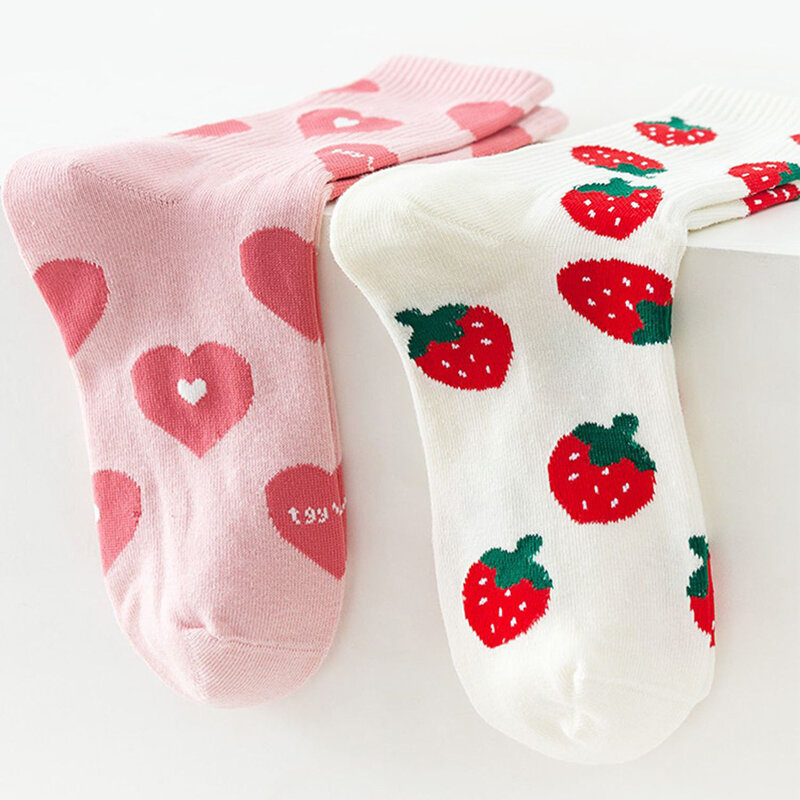 1Pair Outdoor Wind Protection And Warmth New Pink Strawberry Socks Fashion Cute Harajuku Women Cotton Socks