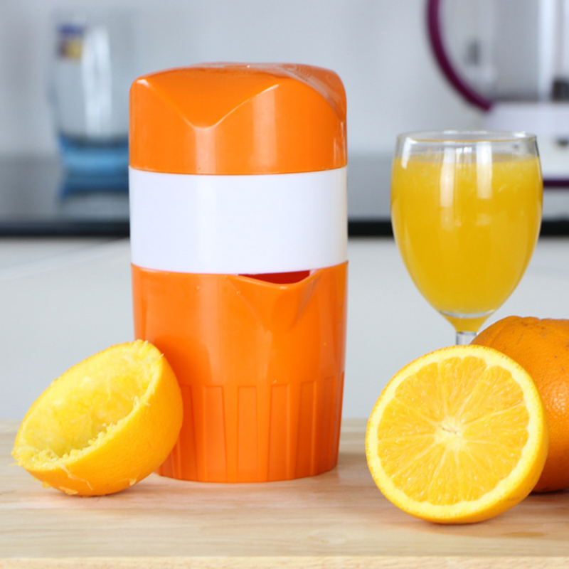 Tragbare manuelle Zitrus presse für Orangen-Zitronen-Frucht presse 300ml Saft becher Kind Outdoor-Trink maschine