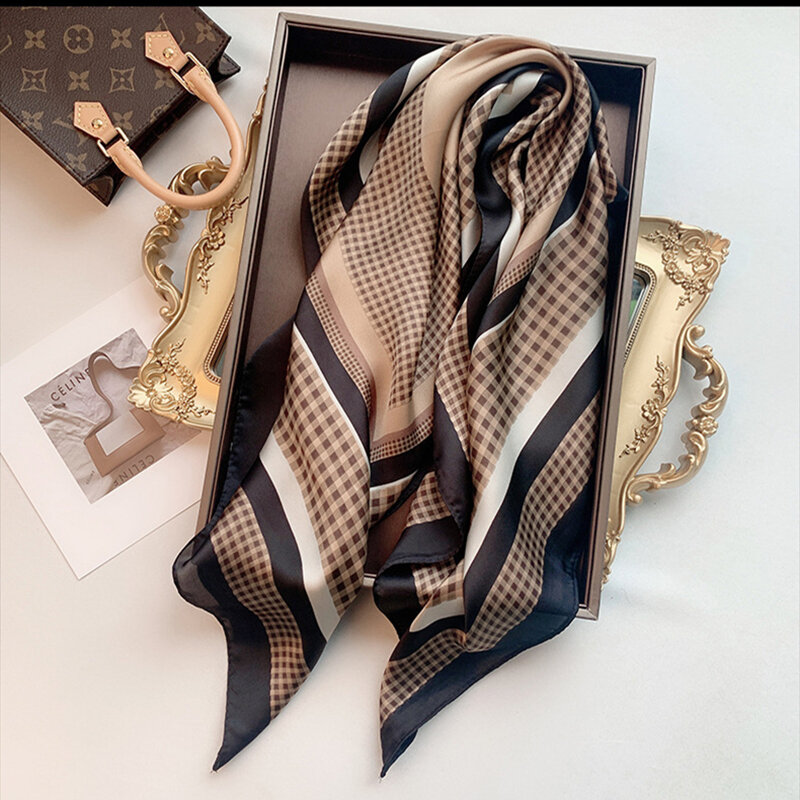 Écharpes de marque de luxe pour femmes, châle imprimé injSatin Hijab, écharpe femme Bandana 70*70cm, châles carrés, écharpes pour dames, 2024