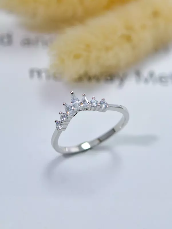 Neuer s925 kronen förmiger Ring aus Sterling silber mit glänzendem Zirkon für Mädchen, einfacher, frischer Stil, geeignet für Partys oder täglich