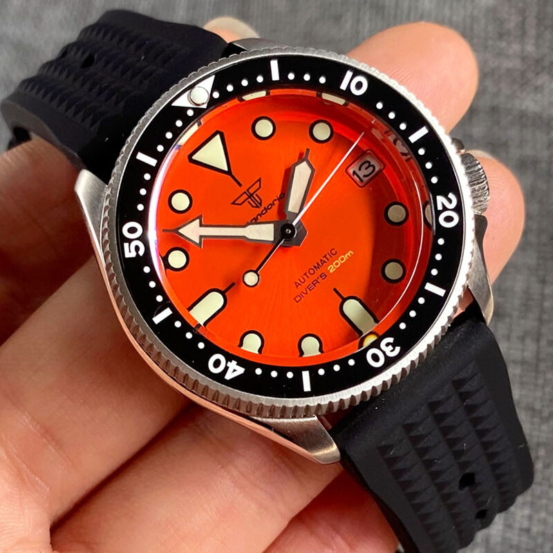 SKX013 Mod 200M กันน้ำกันน้ำนาฬิกากลไกผู้ชาย Sunburst Orange Diver นาฬิกาข้อมือ37Mm Lady นาฬิกา Waffle Band 3.8 Crown