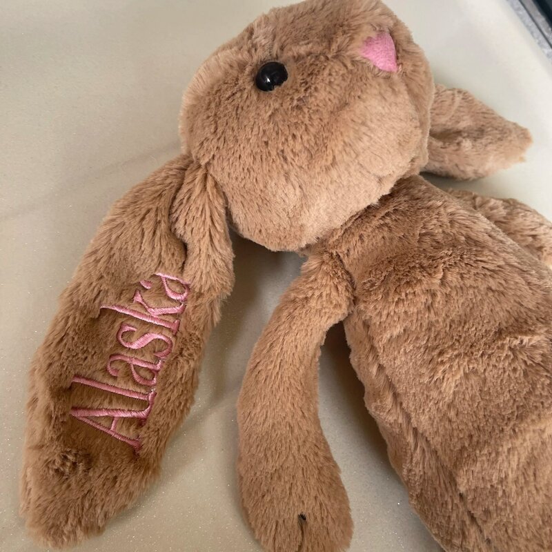 Kustomisasi pribadi dari mainan boneka kelinci lucu Shy, nama bordir kelinci indah merah muda, boneka hadiah liburan