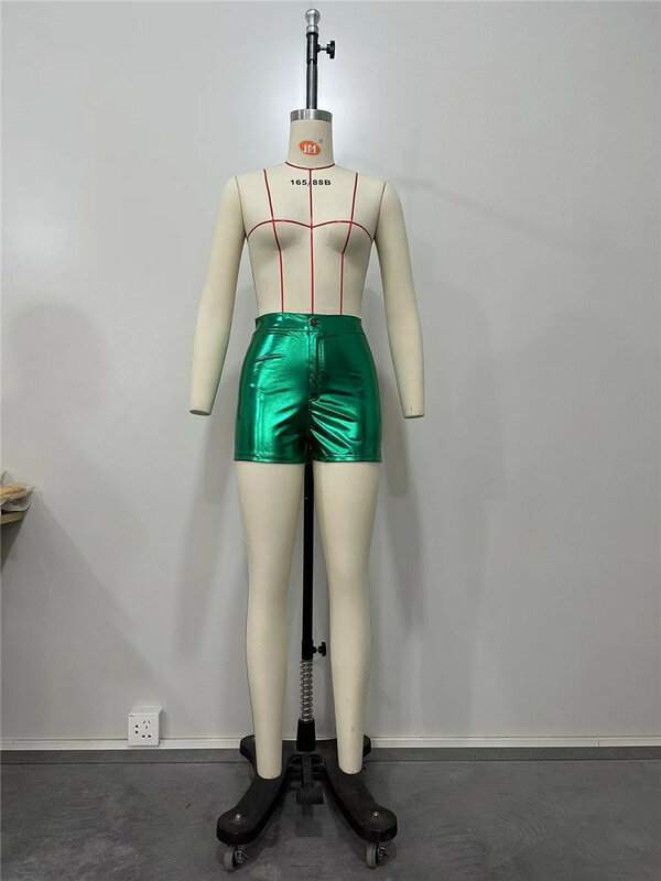 Shorts de couro PU metálico feminino com bolsos, cintura alta, verde, casual, moda de festa, streetwear inferior, moda, verão