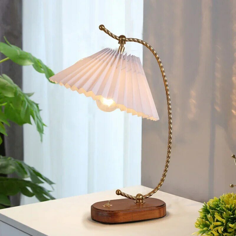 Роскошные прикроватные светильники в стиле ретро, французская плиссированная лампа в виде листьев лотоса, абажур с кнопками E27, стеклянный железный стол из твердой древесины