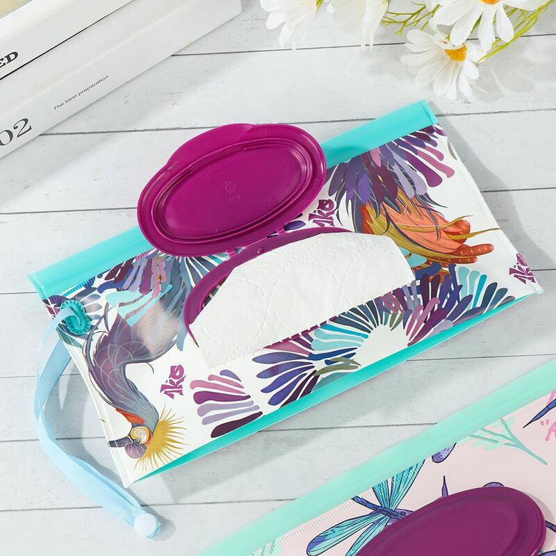 Quality Fashion Useful Snap-Strap Baby Product Portable Flip Cover Tissue Box Wet Wipes Bag Cosmetic Pouch Stroller Accessories