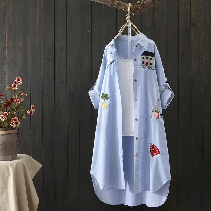 Новинка лета 2024, свободная Солнцезащитная рубашка средней длины с литературной вышивкой, Женская универсальная Повседневная рубашка из хлопка в Корейском стиле